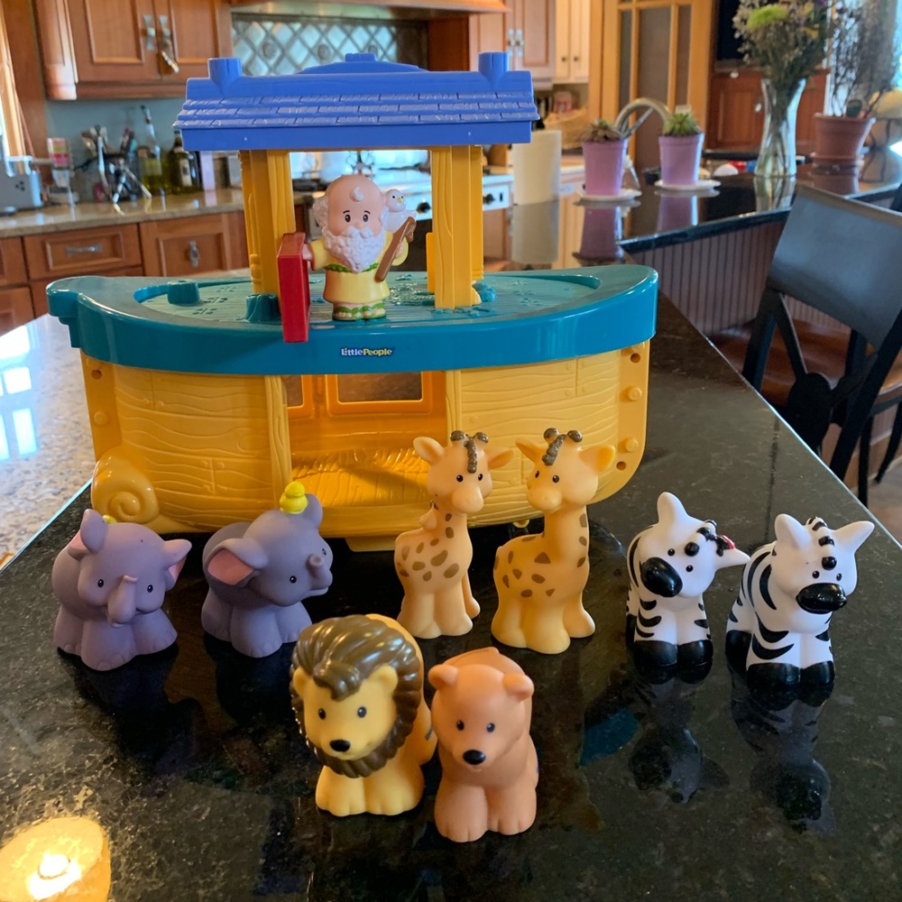 Kids fisher price Noah’s Ark